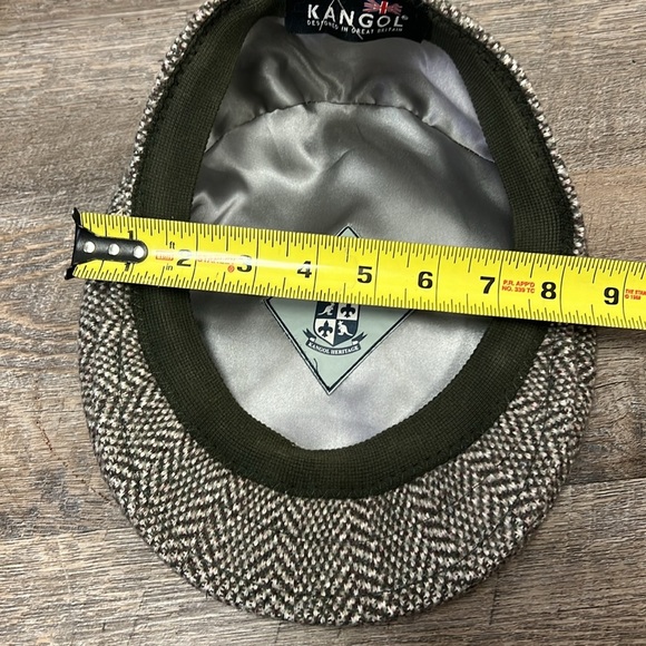 Kangol Herringbone 504 Flat Cap - Picture 9 of 9